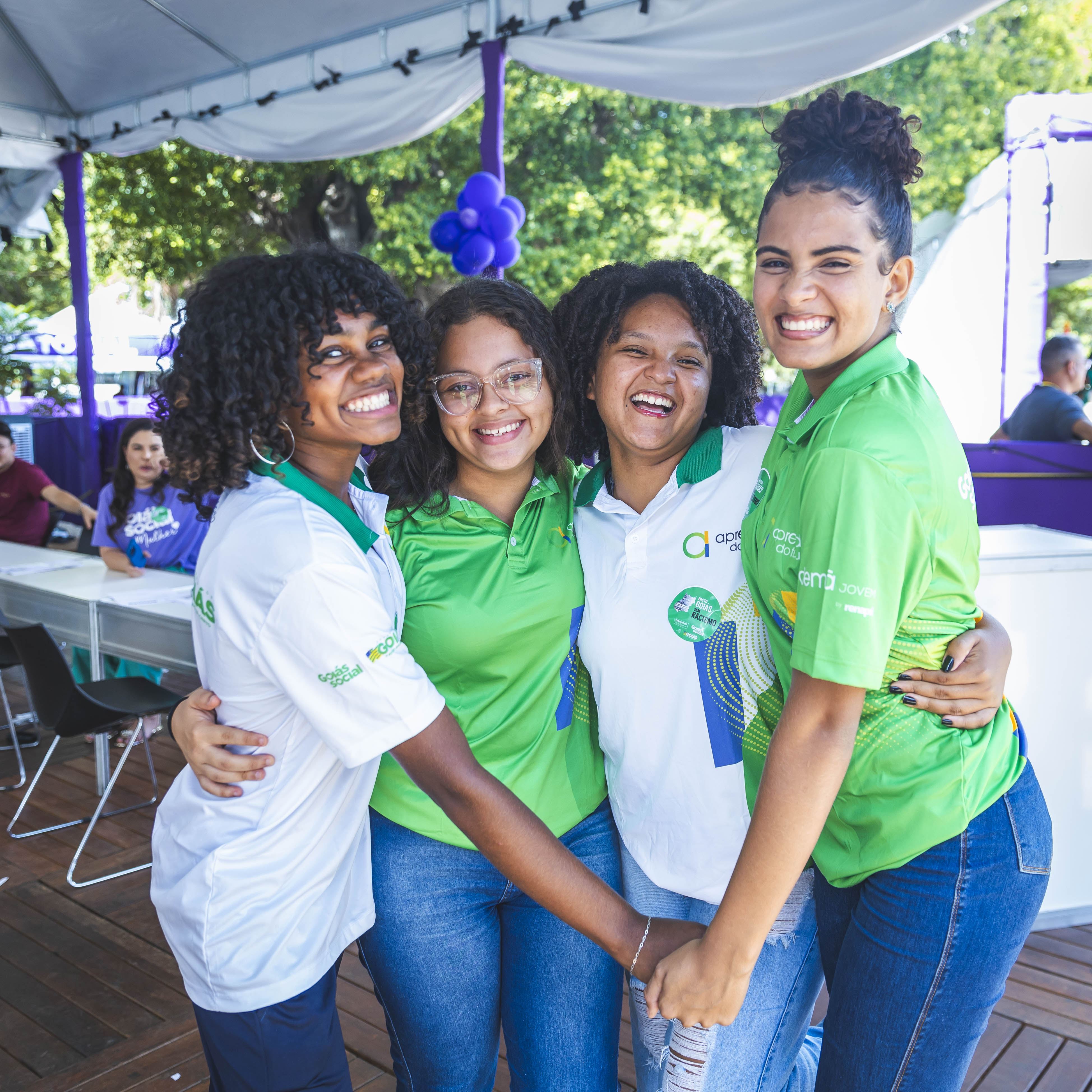 Programa Aprendiz do Futuro em Goiás contrata 6250 jovens, oferecendo emprego qualificado e chance de intercâmbio na Europa